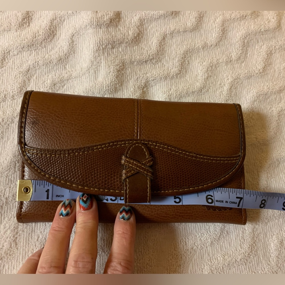 Liz Claiborne leather wallet